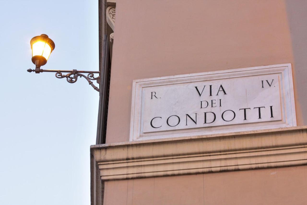 Sistina Twentythree Luxury Rooms Roma Exterior foto